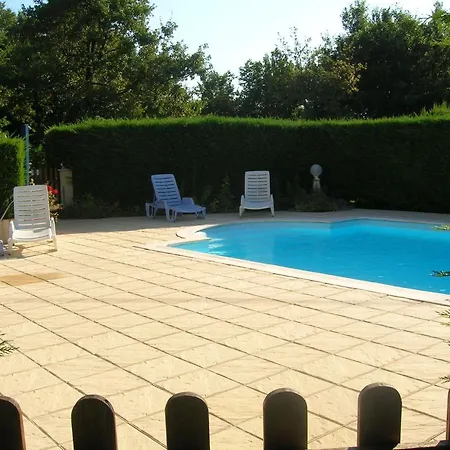 Les Gites La Garrigue Holiday home Tamnies