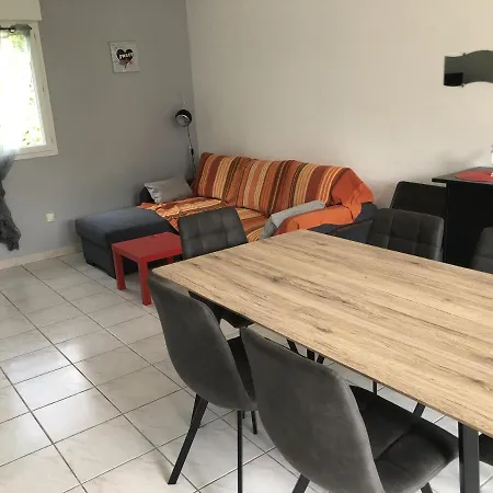 Les Gites La Garrigue Holiday home